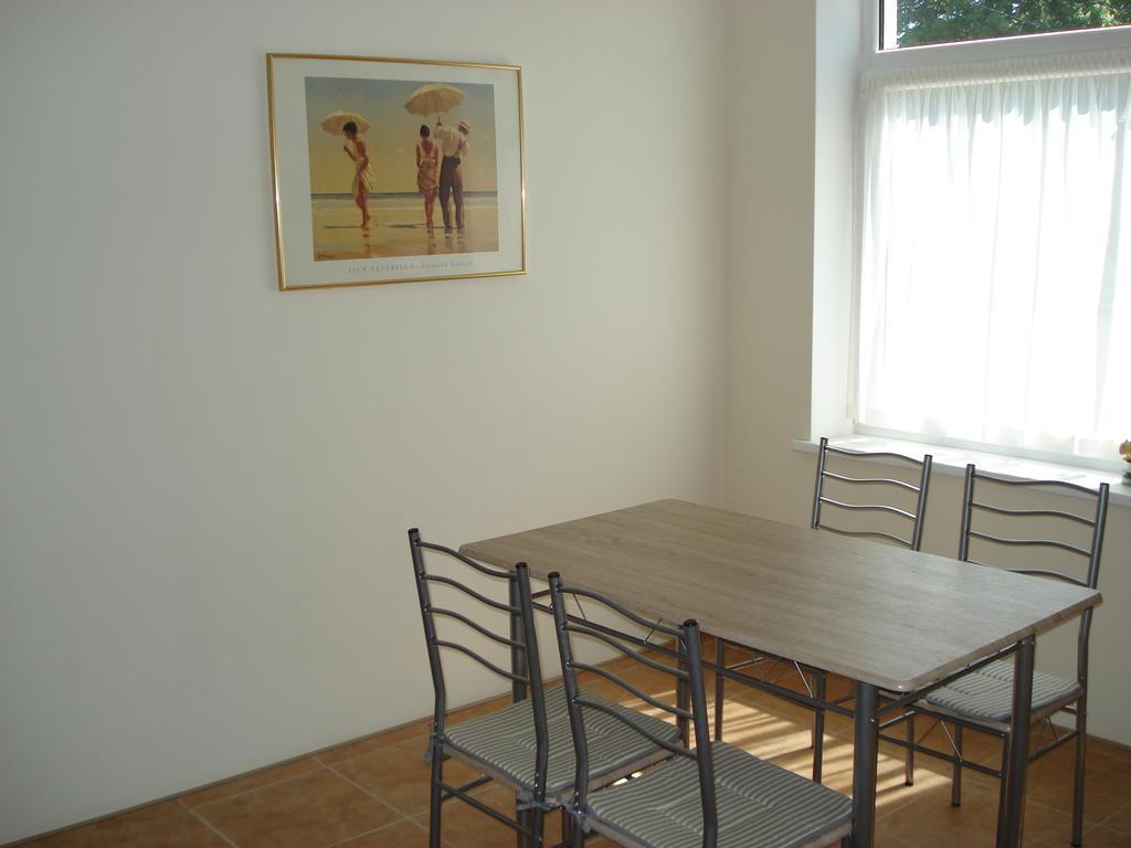 Vila Exclusive Mansion Jūrkalne Pokoj fotografie
